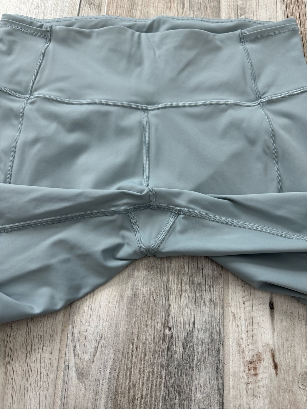 Lululemon Fast And Free Short 10" *Non-Reflective Blue Cast Size 10 - Picture 7 of 13